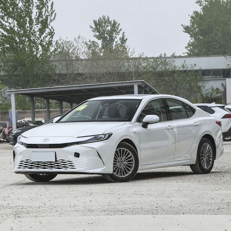 Toyota Camry Hybrid Hiko Sedan