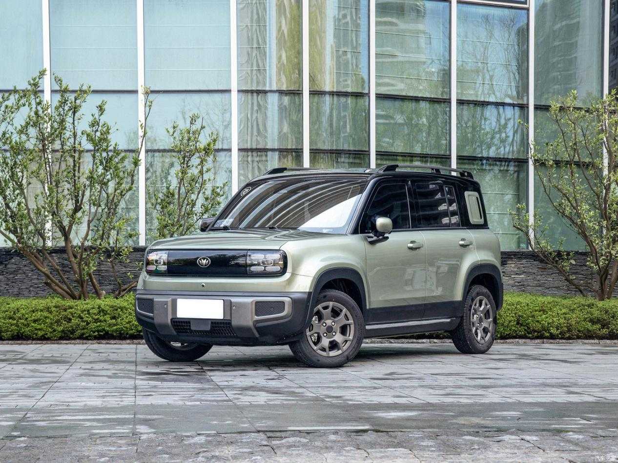 Ae PLUS SUV